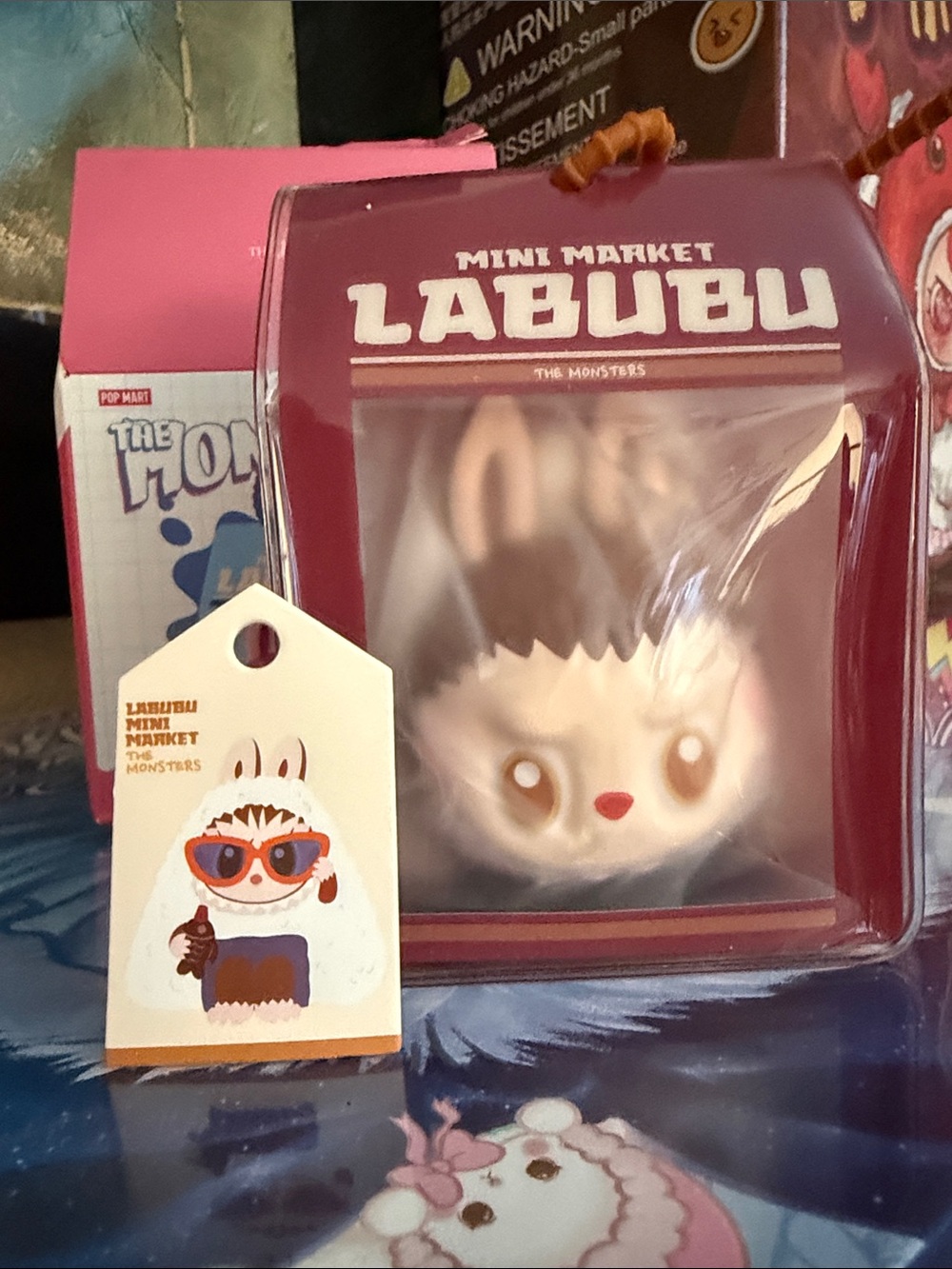 Mini Market LABUBU Pink & White Vinyl Figure NEW/open box - Picture 2 of 3